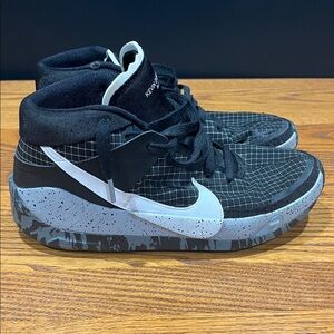 Nike Men’s KD 13 ‘Oreo